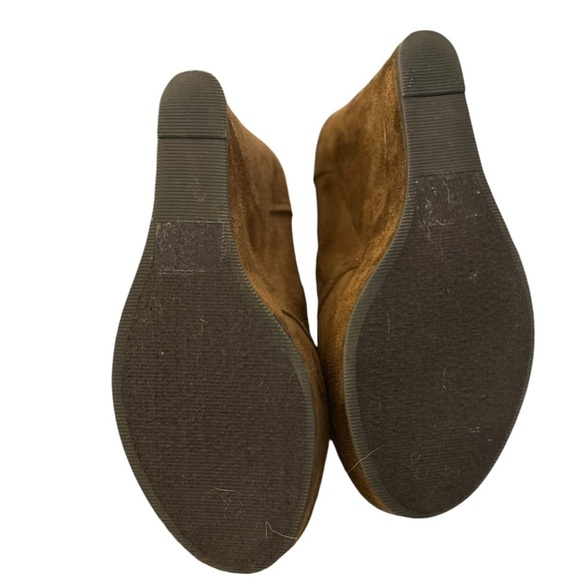 5 for $40 SALE! 
Shi by Journeya Faux Suede, Wedge, Lace Up, Ankle Booties 8.5 - Picture 12 of 14